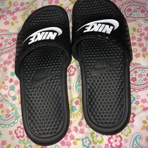 Nike woman’s slides